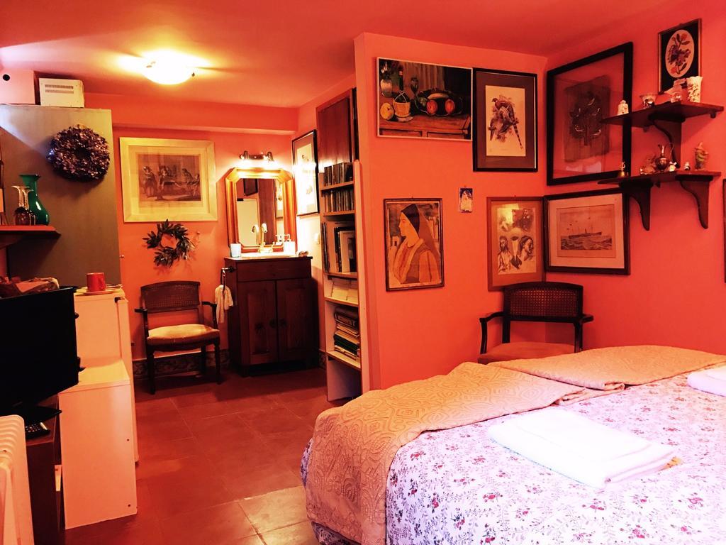 Gallery Basement In Villa Vravrona Markópoulon Екстериор снимка